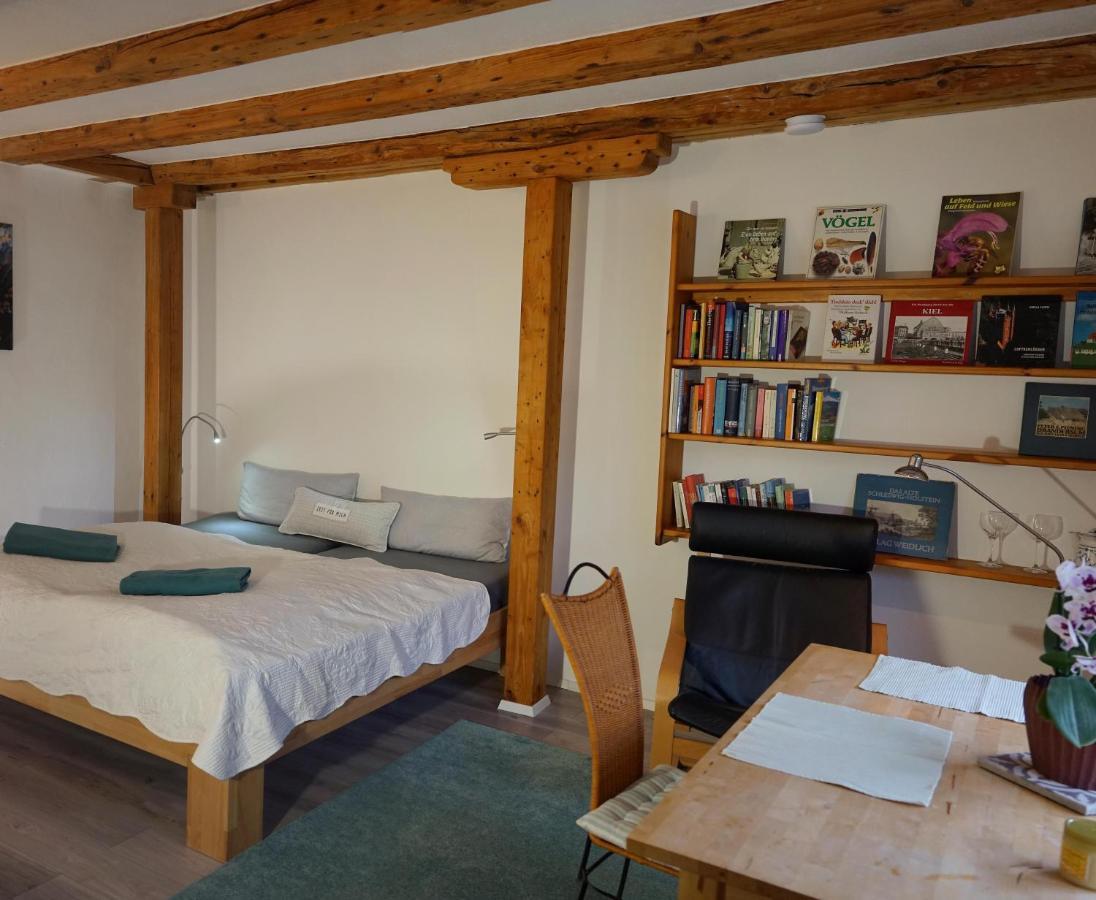 Apartamento "Haus Auf Dem Berg" Westensee Exterior foto